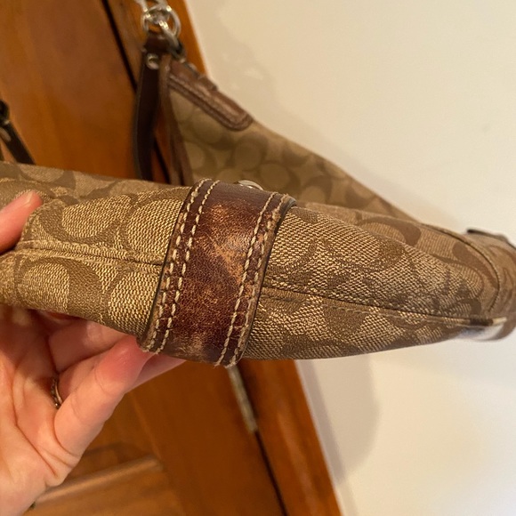 Used Coach Handbag - Picture 4 of 7